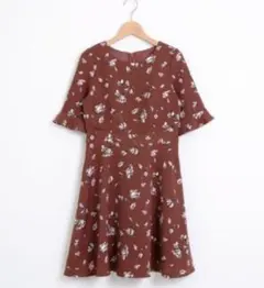 マジェスティックレゴン つぼみ風花柄ワンピース レッド 新品タグ付き！