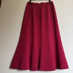 ちりめん素材スカート9号　試着のみの美品