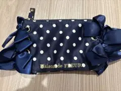 Maison de FLEUR ドット柄リボンポーチのサムネイル
