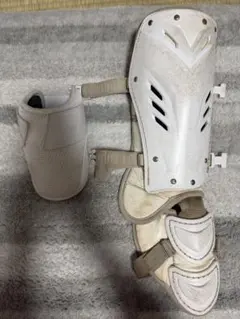 エボシールドエルボーガーホワイト ZETT フットガードホワイト別売り可能のサムネイル