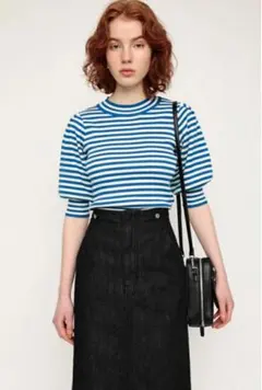 青と白のストライプ 半袖ニットトップス