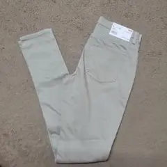 UNIQLO Khaki レギンスパンツ Mサイズ