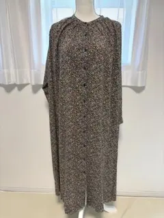 【アメリカンホリック】 長袖ワンピース 花柄 ロングワンピース 春秋 羽織り