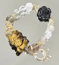 《すべてを見通す》銭呑獣（タイガーアイ）と薔薇、ルチルクォーツのブレス　モリオン