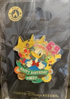 ディズニー　ドナルド　誕生日　ピンバッジ