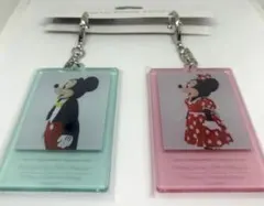 ディズニー　イマジニングザマジック　キーホルダーセット