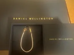 DANIEL WELLINGTON ゴールドブレスレットのサムネイル