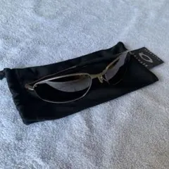 値下中❗️【ほぼ新品】OAKLEY WHISKERオークリーウィスカータングステン オークリー サングラス ウィスカー 偏光サングラス プリズム