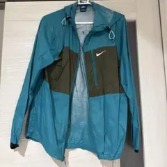 Nike ナイロンジャケット ターコイズ/オリーブ