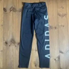 ADIDAS 150センチ　スポーツタイツ　CLIMALITE