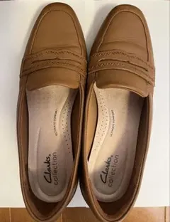 Clarks ブラウンレザー ローファー