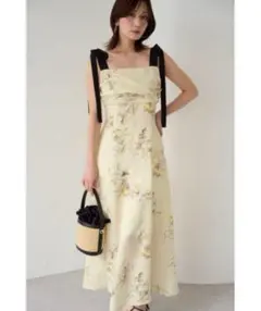 【入手困難品】FRAY I.D ショルダーリボンフラワーワンピース