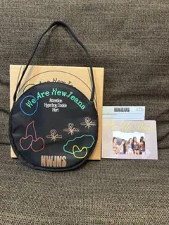 NewJeans 1st EP Bag Ver. Red バッグ 赤 - メルカリ