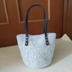 Item thumbnail for item 84daeb2c-9c35-48f2-8a60-1a6be191560d