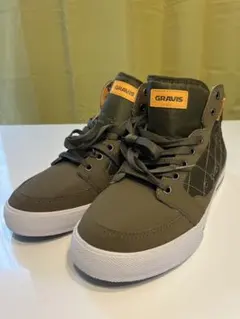 GRAVIS グラビス ローダウン ハイカット スニーカー オリーブ色　27.5のサムネイル
