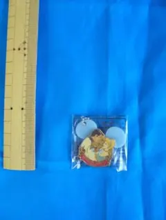 東京ディズニーリゾートシンデレラキャラクターピンバッジ 約4cm メタル製