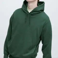 美品　UNIQLO ユニセックス　スウェットパーカー　大きめサイズ　XL