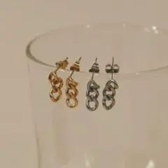 ciite 3連チェーン サージカルステンレス ピアス