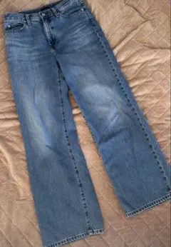 uniqloストレートジーンズ