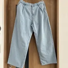 ユニクロ　ドレープデニムタックパンツ　Lサイズ