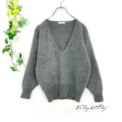 La.FYラ.エフワイ アンゴラウール100% セーター Vネック グレー