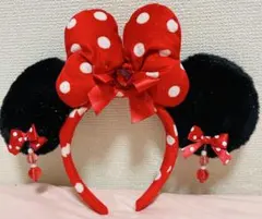 ミニーちゃん　キラキライヤリング　カチューシャ