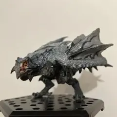 モンスターハンター　CAPCOMフィギュア　リオレウス