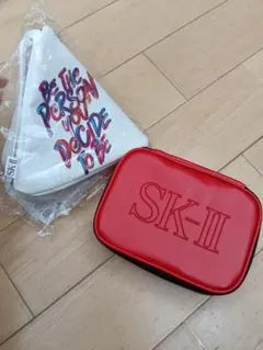 SK-II　2017クリスマスフェスティブ コフレ ポーチⅢ　赤いスクエアポーチ