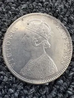 インド 1ルピー銀貨☆1914年／未使用／ハイデラバード／アンティーク／ インド 1ルピー銀貨☆1914年／未使用／ハイデラバード