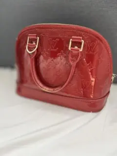 Louis Vuitton 赤 ハンドバッグのサムネイル