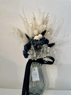ドライフラワー花束　スワッグ　モノトーン　壁かけインテリア