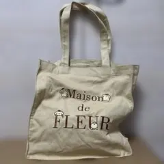 メゾンドフルール サンリオ ポムポムプリン トートバッグ ポチャッコ 鞄