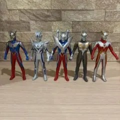 ウルトラマンゼロ　3体　ウルトラマンソフビ500のサムネイル