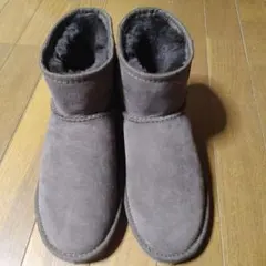 Item thumbnail for item 65241428-5cd7-4600-89fb-d520a25a6da9