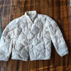 UNIQLO ULTRA LIGHT DOWN 　Lサイズアイボリ