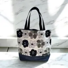 トートバッグ／ハンドメイド／グレイ系／花