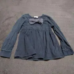 ３００　メゾピアノ　ブラック 長袖カットソー 水玉リボン付き　１３０センチ