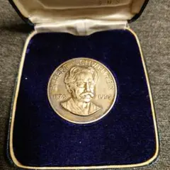 アルベルトシュバイツァー記念メダル銀1875 1965 イギリス製 - メルカリ