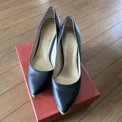 Naturalizer パンプス ブラック ゴールド金具のサムネイル
