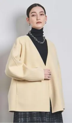 【ももこ様専用】ユナイテッドアローズ Vネック リバー ショートコート