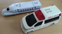 新幹線　救急車　リアルサウンド　フリクション　2台セット　動作確認済のサムネイル