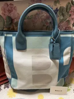 未使用品　BALLY トートバッグ 青 水色のサムネイル