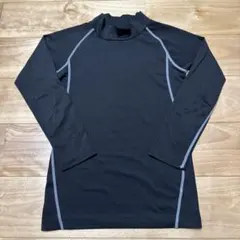 黒い長袖ハイネックアンダーシャツ 130cm