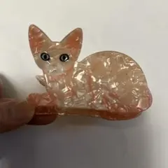 新品　猫型ピンク透明ヘアクリップ