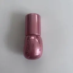 フィー　３Ｄボリューミンググロス　ヨーグルト70%