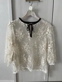 【新着】axes femme総レース刺繍ブラウス 七分丈未使用タグ付き
