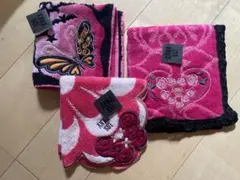 ANNA SUI ピンク系　花柄 刺繍タオルハンカチ 3点セット