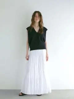 【ETRE TOKYO】 ウエストジャガードロングスカート ホワイトのサムネイル