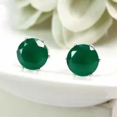 本翡翠天然ピアス ミャンマー産 氷種 ろうかん 一点物 超可愛い 上品
