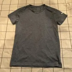 PUMA グレー Tシャツ